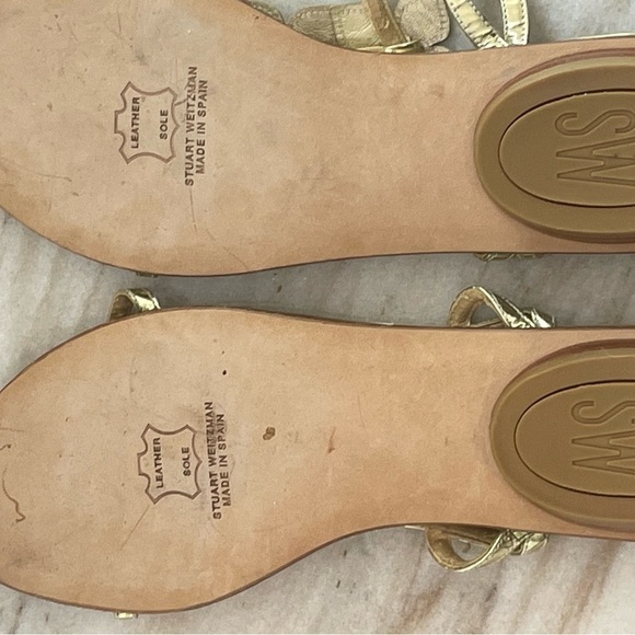 Stuart Weitzman sandal gold sz 7 floral detail - Picture 5 of 15